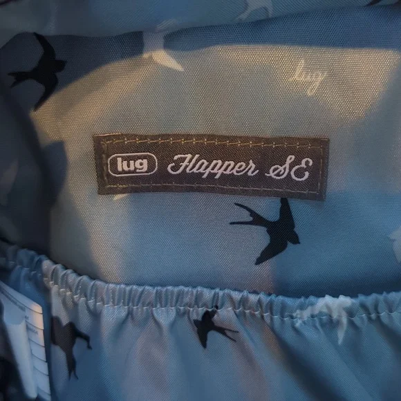 Lug, Flapper SE, Metallic Blue Convertible Crossbody Bag. - Picture 4 of 15